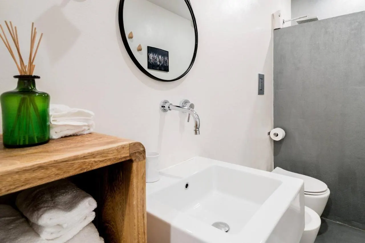 Design Loft Bocconi Apartment Milan